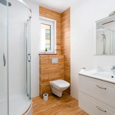 Dom Sarnia 37, Sun & Snow 卡尔帕奇