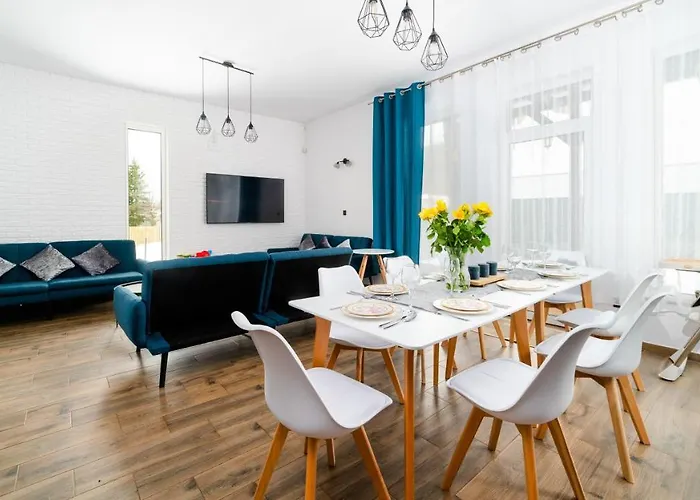 Dom Sarnia 37, Sun & Snow